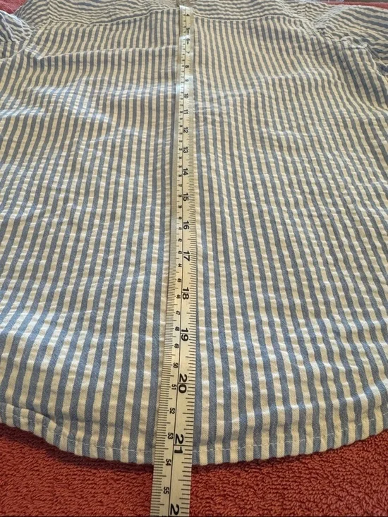 H&M Blue and White Striped Short Sleeve Button-Up - Picture 7 of 10